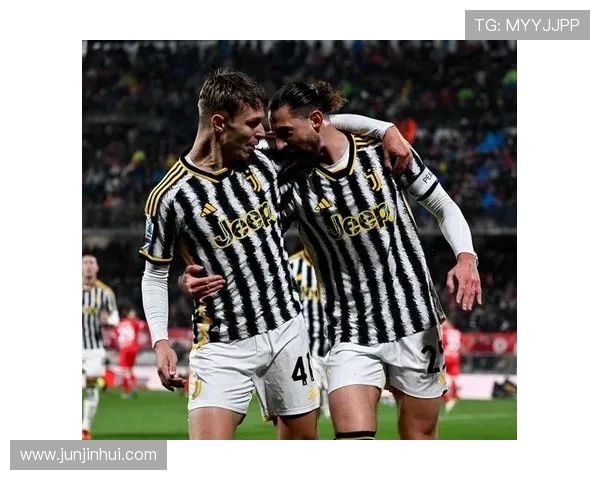 尤文铁卫盼换帅后获新生！达尼洛渴望重返英超争主力(2)